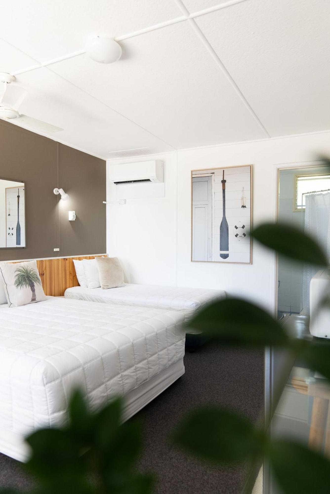 Motel מקלין מראה חיצוני תמונה